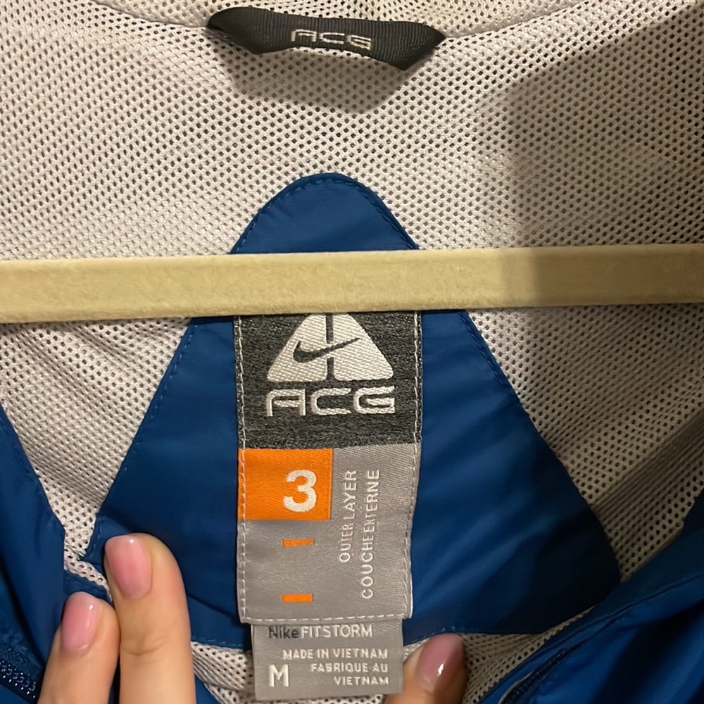 Nike ACG Fitstorm size Medium jacket - Picture 2 of 5